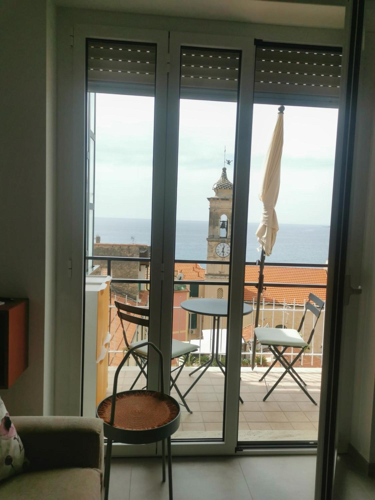 Ca' Sbarra Lägenhet Ospedaletti Exteriör bild